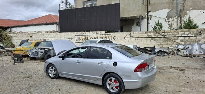 Honda Civic 2008, 250,000 km - 1.3 л - Bakı