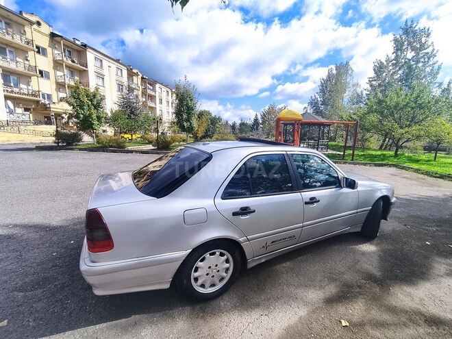 Mercedes C 230 2000, 288,073 km - 2.3 л - Qəbələ