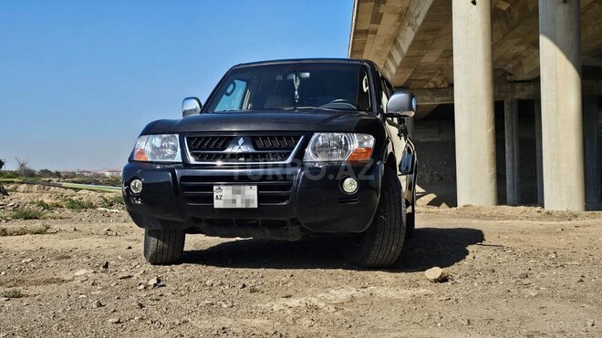 Mitsubishi Pajero 2005, 330,000 km - 3.0 l - Bakı