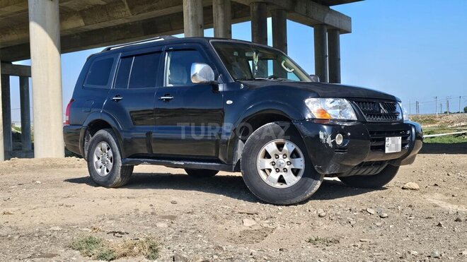 Mitsubishi Pajero 2005, 330,000 km - 3.0 l - Bakı