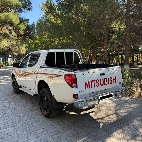 Mitsubishi L200 2012, 195,740 km - 2.5 l - Xırdalan