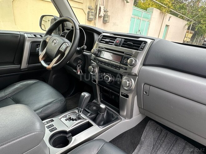 Toyota 4Runner 2011, 152,000 km - 4.0 л - Bakı