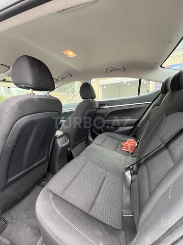 Hyundai Elantra 2018, 144,000 km - 2.0 л - Bakı