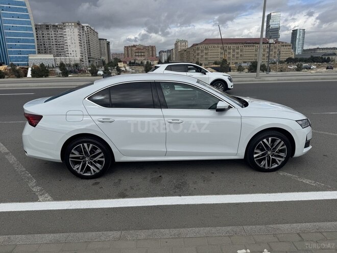 Skoda Octavia 2024, 22,000 km - 1.5 l - Bakı