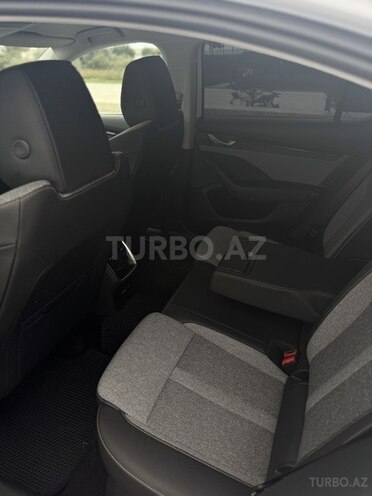 Skoda Octavia 2024, 22,000 km - 1.5 l - Bakı