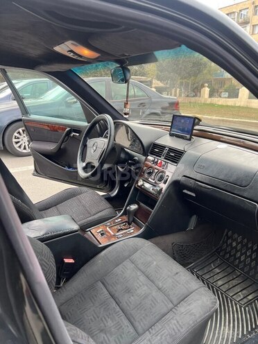 Mercedes C 180 1999, 280,000 km - 1.8 л - Bakı