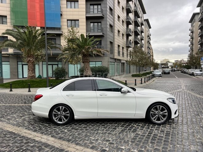 Mercedes C 300 2018, 143,605 km - 2.0 l - Bakı