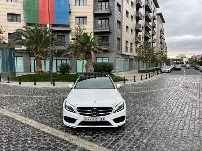 Mercedes C 300 2018, 143,605 km - 2.0 l - Bakı
