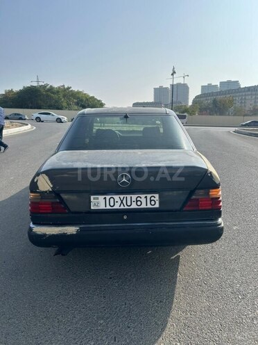 Mercedes E 250 1993, 400,000 km - 2.5 l - Bakı
