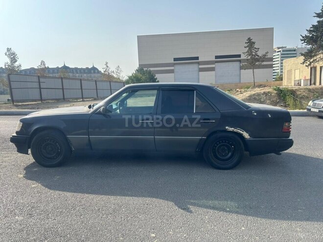 Mercedes E 250 1993, 400,000 km - 2.5 l - Bakı