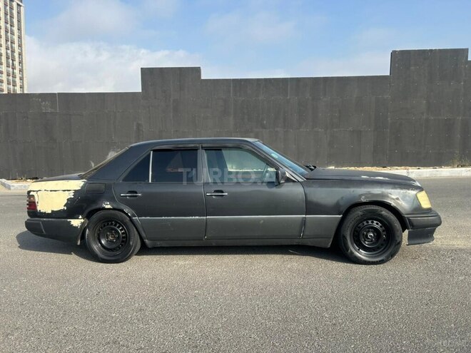Mercedes E 250 1993, 400,000 km - 2.5 l - Bakı