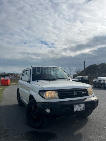 Mitsubishi Pajero io 1999, 300,000 km - 1.8 l - Bakı