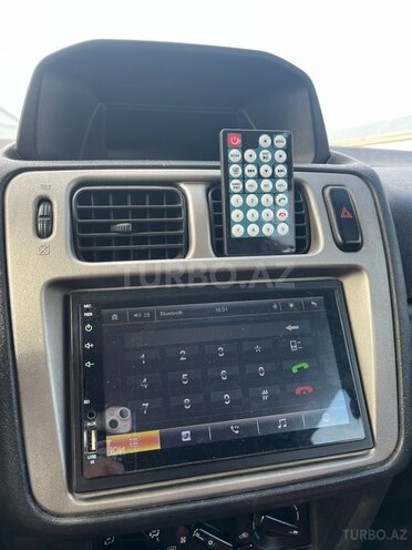 Mitsubishi Pajero io 1999, 300,000 km - 1.8 l - Bakı