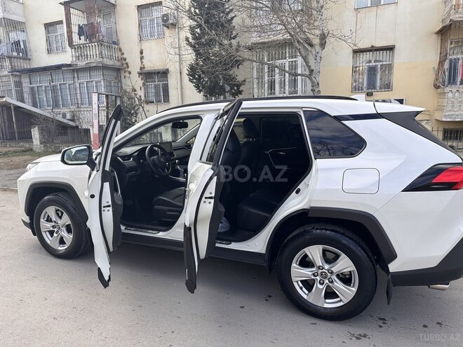 Toyota RAV4 2019, 100,000 km - 2.0 l - Bakı