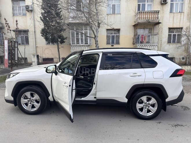 Toyota RAV4 2019, 100,000 km - 2.0 l - Bakı