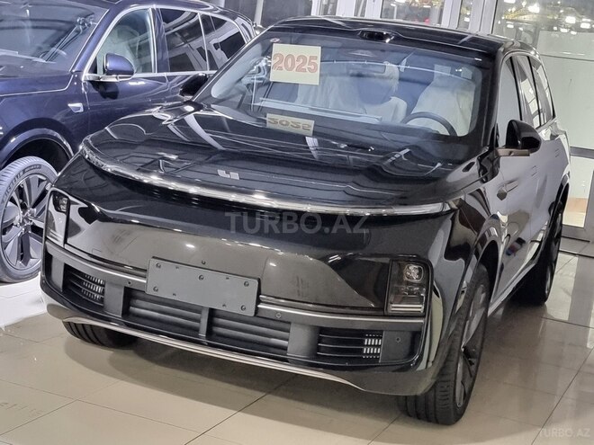 Li Auto L9-4