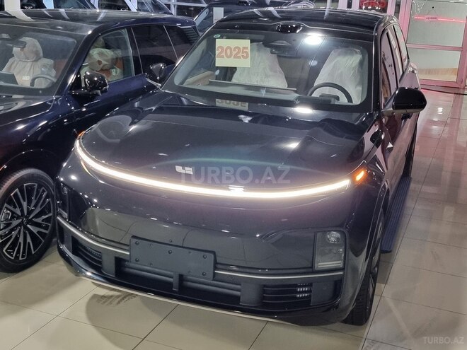 Li Auto L9-10
