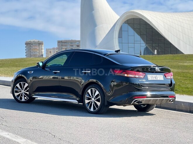 Kia Optima-11