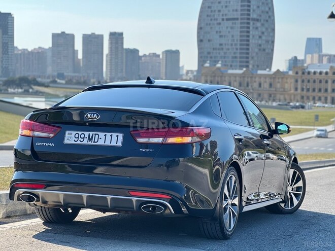 Kia Optima-5