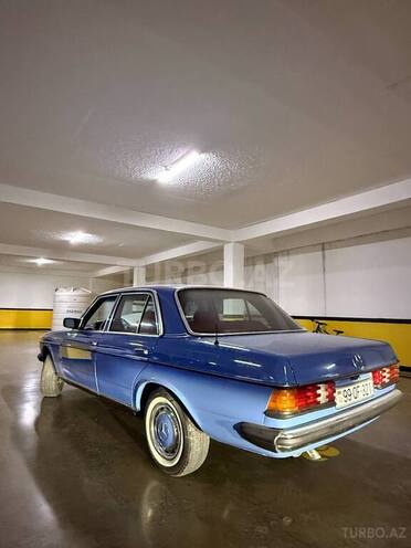 Mercedes 200 1982, 210,000 km - 2.0 л - Bakı