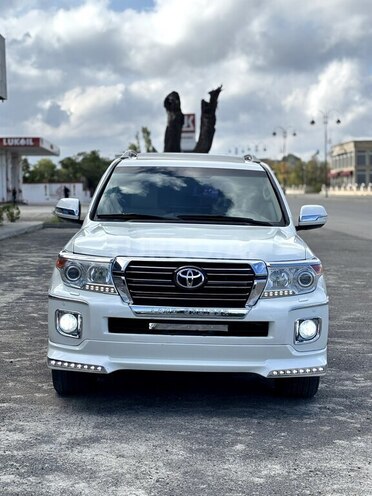 Toyota Land Cruiser 2012, 190,000 km - 4.0 l - Quba