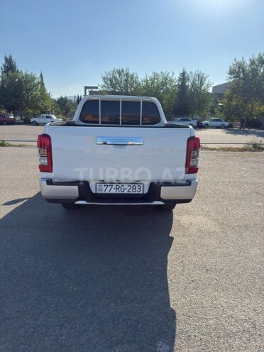 Mitsubishi L200 2020, 151,000 km - 2.4 l - Bakı