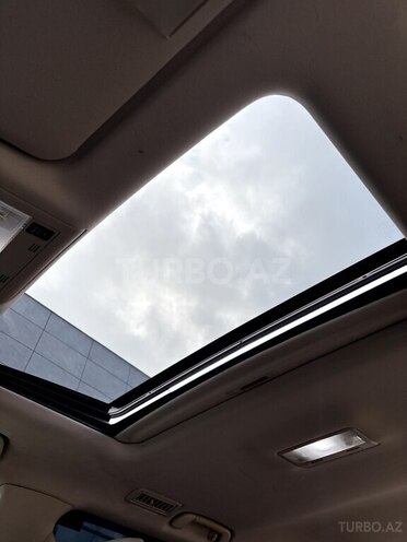 Toyota Land Cruiser 2012, 190,000 km - 4.0 l - Quba