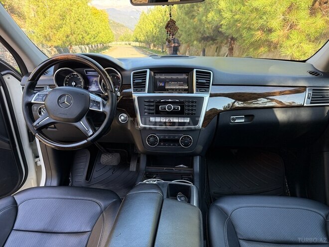 Mercedes ML 350 4MATIC 2013, 215,000 km - 3.5 l - Bakı