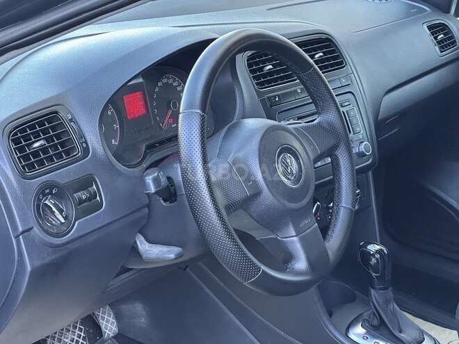 Volkswagen Polo 2014, 198,199 km - 1.6 l - Bakı