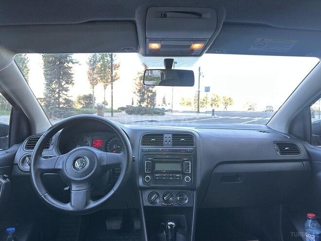 Volkswagen Polo 2014, 198,199 km - 1.6 l - Bakı