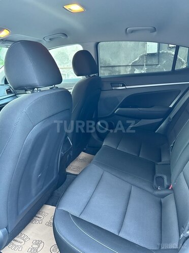 Hyundai Elantra 2017, 83,000 km - 2.0 l - Bakı