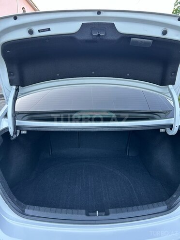 Hyundai Elantra 2017, 83,000 km - 2.0 l - Bakı