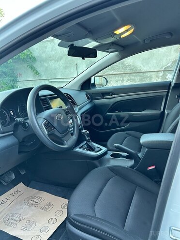 Hyundai Elantra 2017, 83,000 km - 2.0 l - Bakı