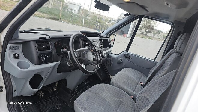 Ford Transit 2011, 219,000 km - 2.0 л - Bakı