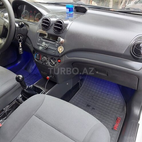 Chevrolet Aveo 2011, 285,000 km - 1.2 л - Bakı