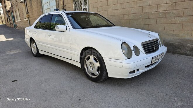 Mercedes E 270 2001, 359,000 km - 2.7 l - Bakı