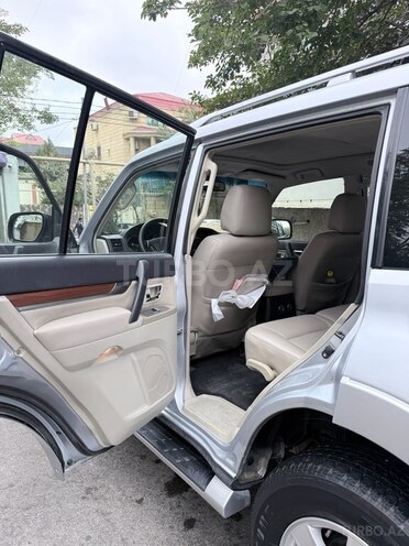 Mitsubishi Pajero 2007, 221,000 km - 3.0 l - Bakı