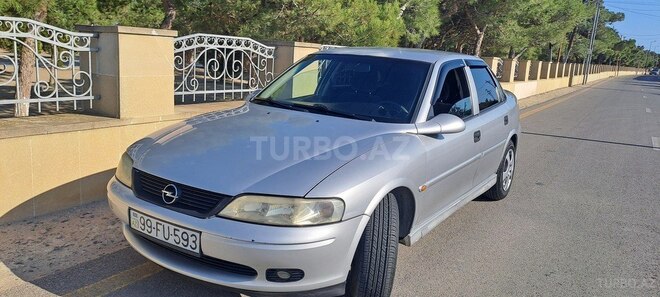 Opel Vectra 1999, 200,000 km - 1.6 l - Bakı