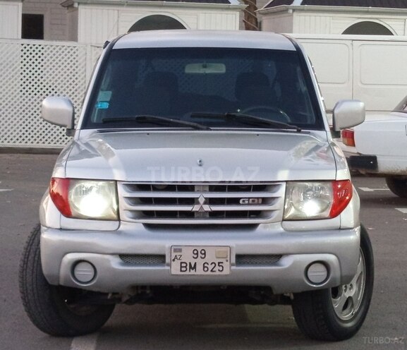 Mitsubishi Pajero io 2001, 245,000 km - 2.0 л - Bərdə