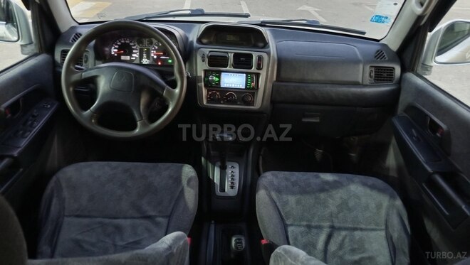 Mitsubishi Pajero io 2001, 245,000 km - 2.0 л - Bərdə