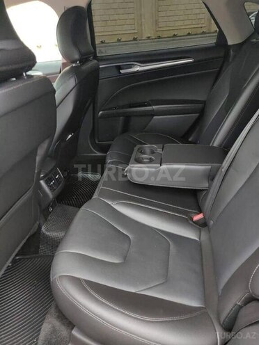 Ford Fusion (North America) 2016, 183,000 km - 2.0 л - Bakı