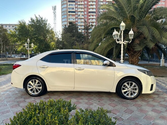 Toyota Corolla 2014, 289,000 km - 2.0 л - Bakı
