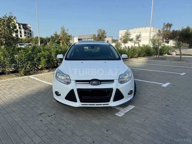 Ford Focus 2014, 142,000 km - 1.6 л - Bakı