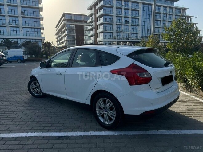 Ford Focus 2014, 142,000 km - 1.6 л - Bakı