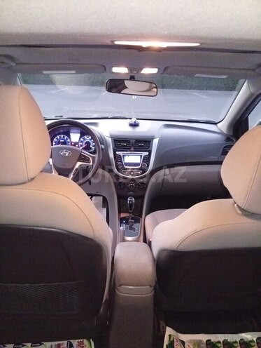 Hyundai Accent 2014, 326,216 km - 1.6 l - Şəki