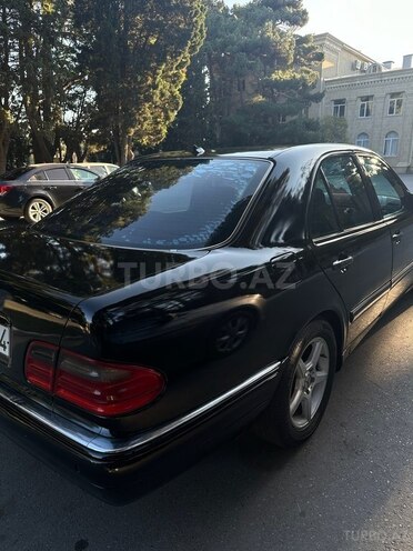 Mercedes E 280 1998, 540,000 km - 2.8 l - Sumqayıt