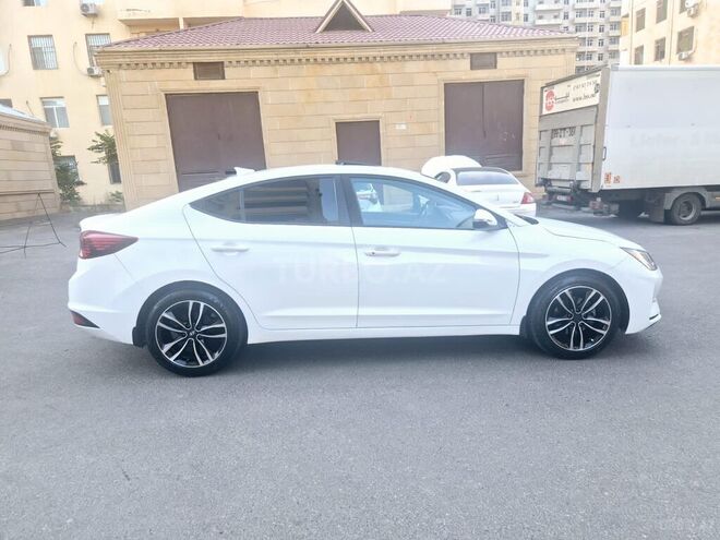 Hyundai Elantra 2020, 130,000 km - 2.0 l - Bakı