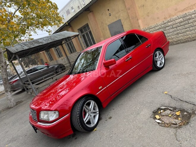 Mercedes C 240 2000, 240,000 km - 2.4 l - Sumqayıt