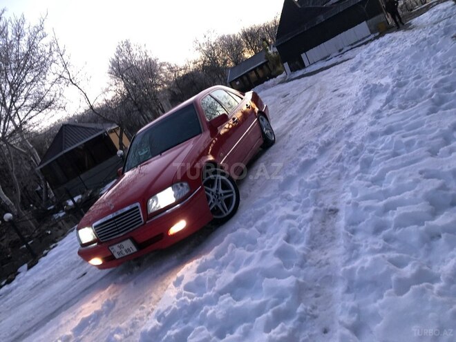 Mercedes C 240 2000, 240,000 km - 2.4 l - Sumqayıt