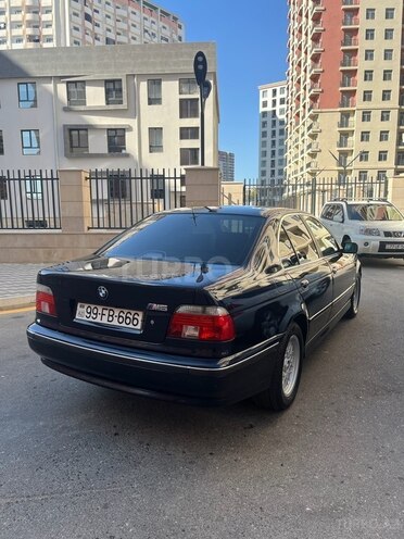 BMW 523 1998, 203,000 km - 2.5 l - Bakı